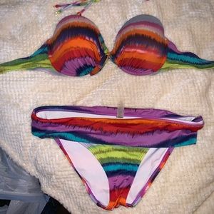 Victoria’s Secret bikini